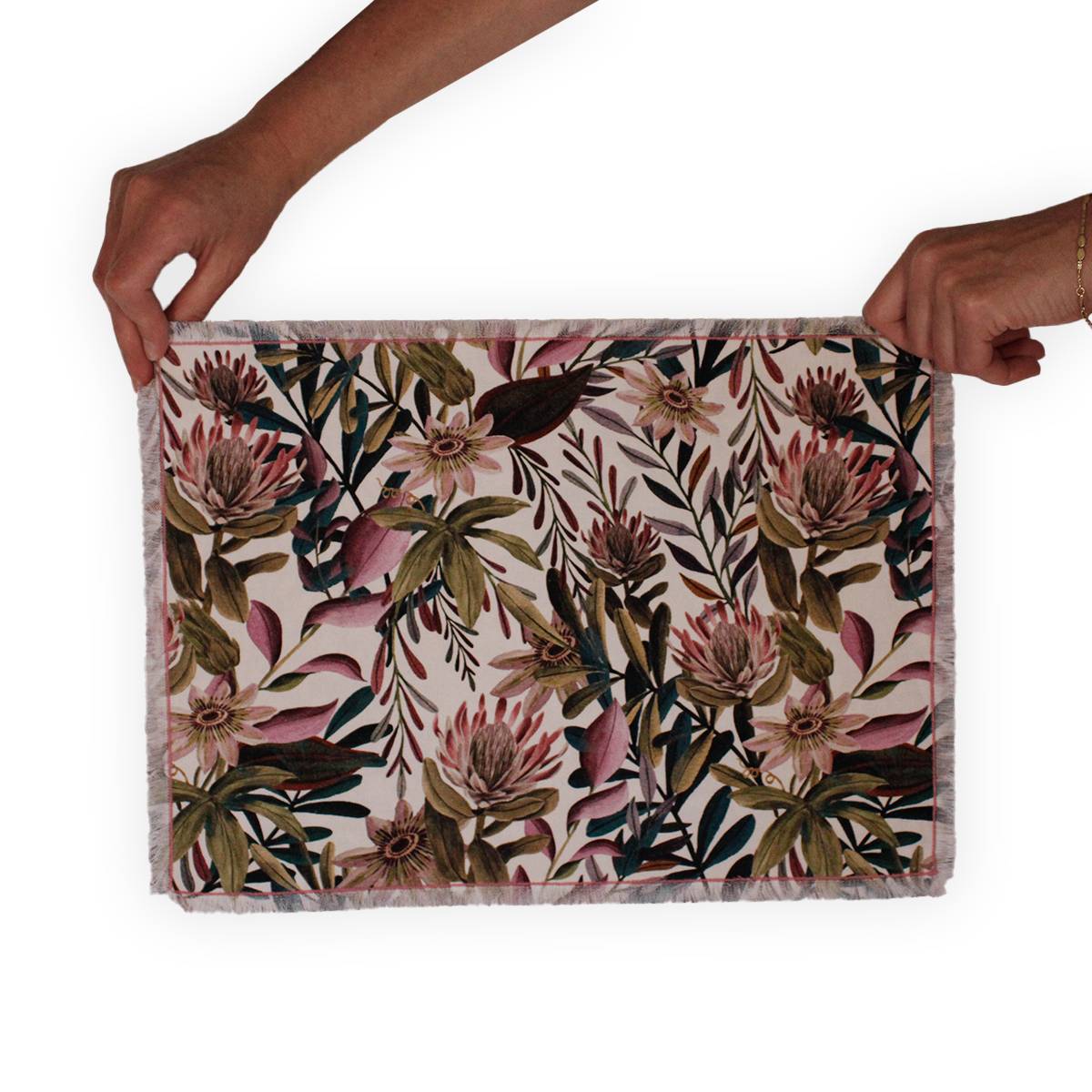placemat digitale bloemen gebroken wit